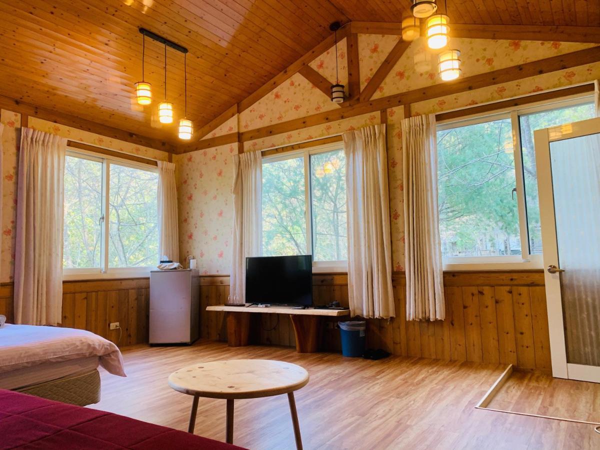 森之秘湯 Mhuwe Hotspring Apartment Renai Bagian luar foto